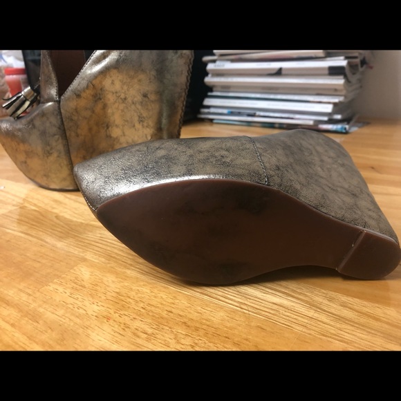 Jeffrey Campbell silver platform loafer heels - Picture 5 of 5